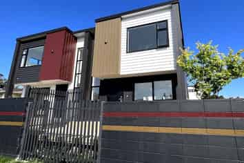 123B Sunnynook Road, Forrest Hill