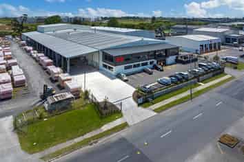 Bottom Drawer Industrial Investment – with NNN