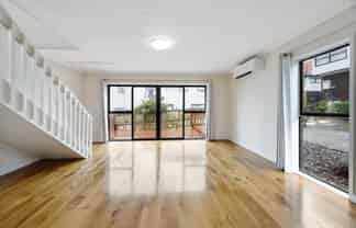 2/31 Arawa Street, New Lynn