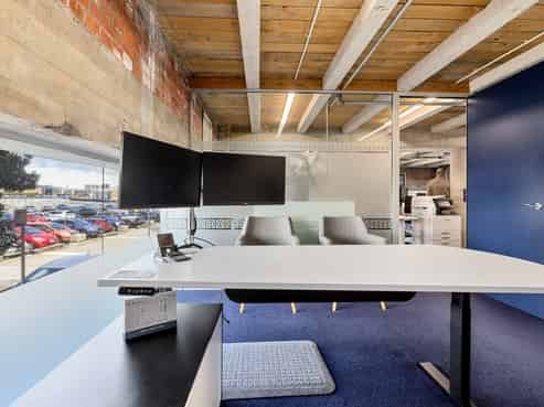 Blue-chip office with blue-water views