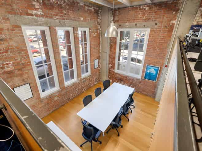 Blue-chip office with blue-water views