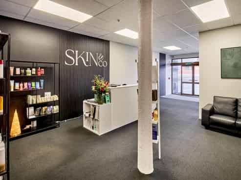 Split-risk commercial investment