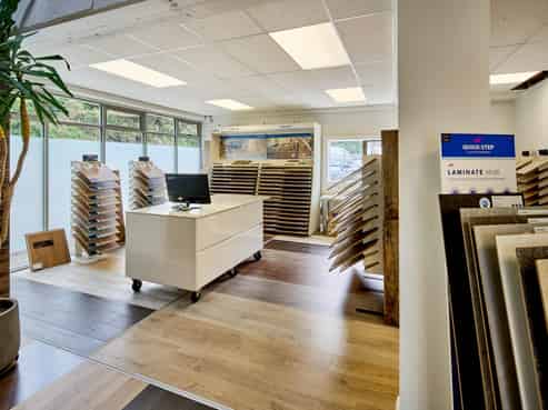 Pole position on Kenepuru - Vacant