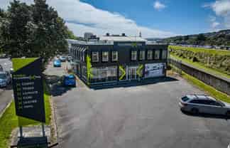 Pole position on Kenepuru - Vacant