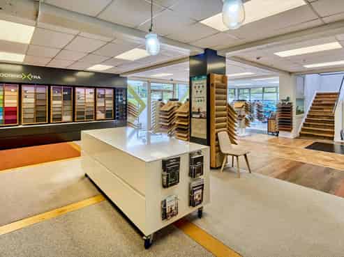 Pole position on Kenepuru - Vacant