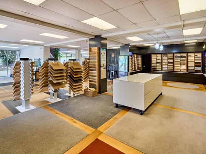 Pole position on Kenepuru - Vacant