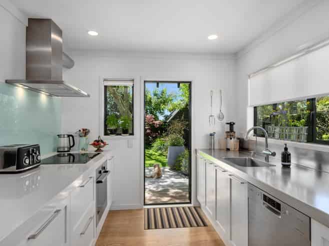 90A Ngataringa Road, Devonport