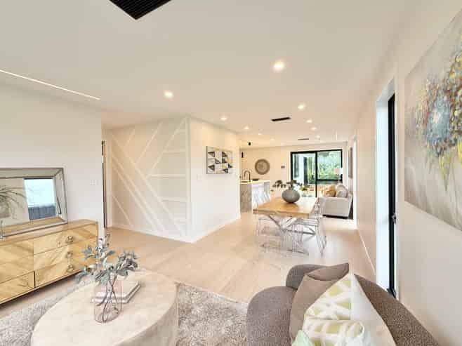 8 Lucent Lane, Milldale