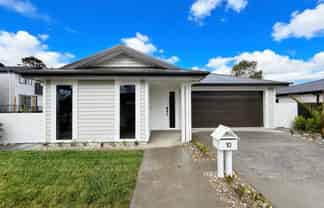 10 Lucent Lane, Milldale