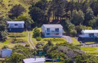 9 Mangatoetoe Grove, Cape Palliser