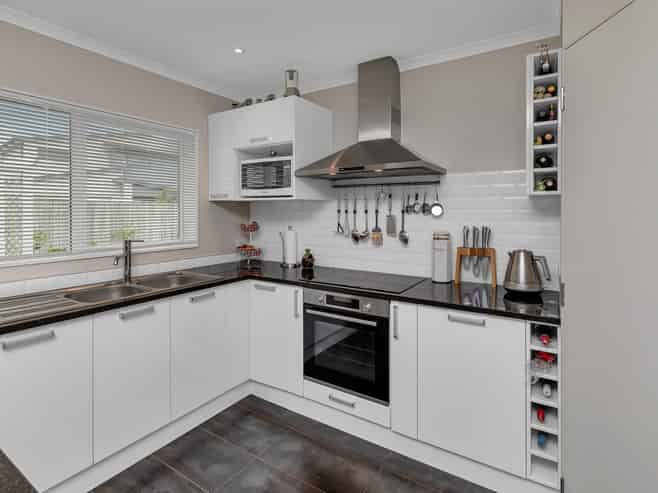 10 Mariners Haven, One Tree Point