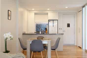 104/10 Lion Place, Epsom