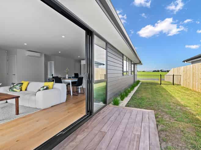 15 Kapiakauri Road, One Tree Point