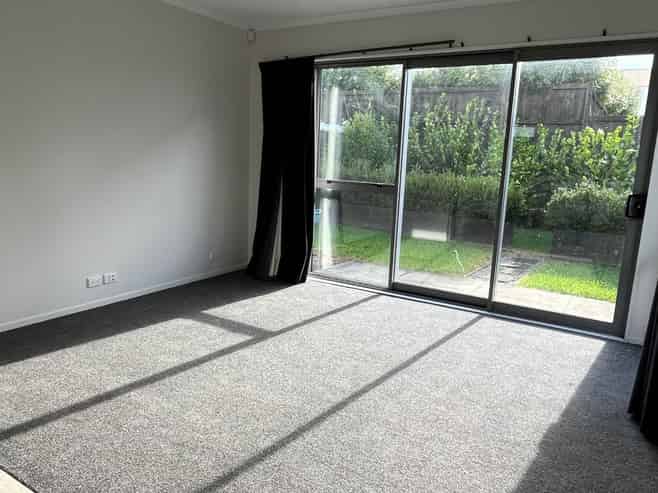 10 Bomb Point Drive, Hobsonville