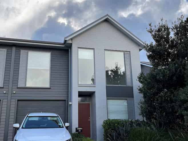 10 Bomb Point Drive, Hobsonville