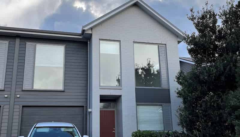 10 Bomb Point Drive, Hobsonville