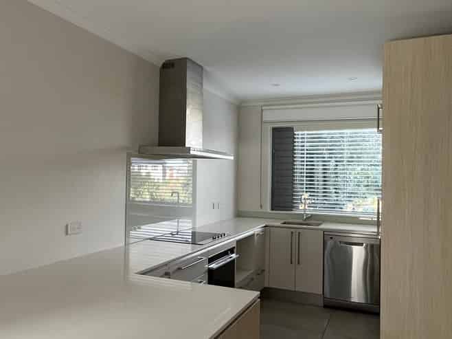 10 Bomb Point Drive, Hobsonville