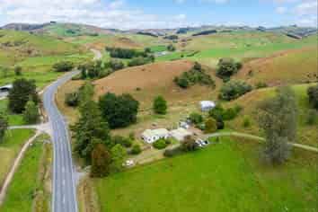 1451 Beaumont State Highway, Lawrence