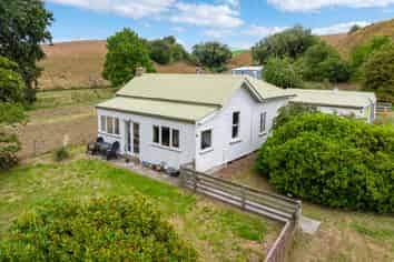 1451 Beaumont State Highway, Lawrence