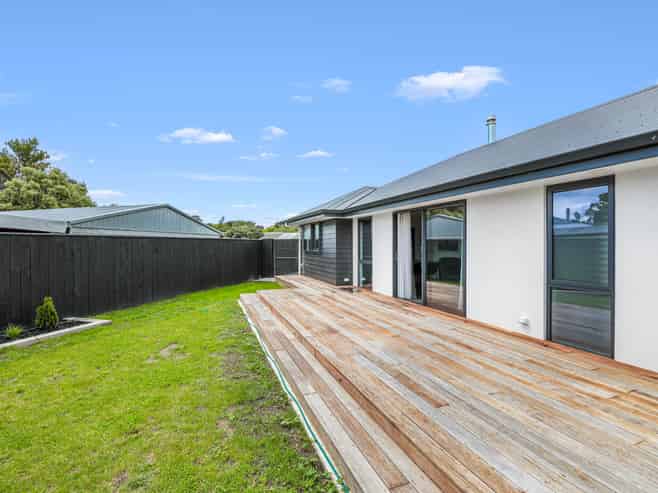 17 Laxton Lane, Renwick