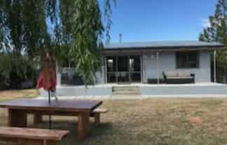 12 Waldron Place, Clyde