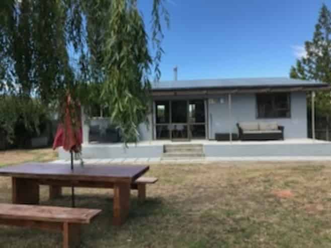 12 Waldron Place, Clyde