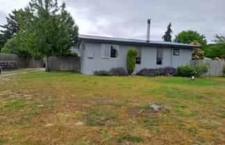 12 Waldron Place, Clyde