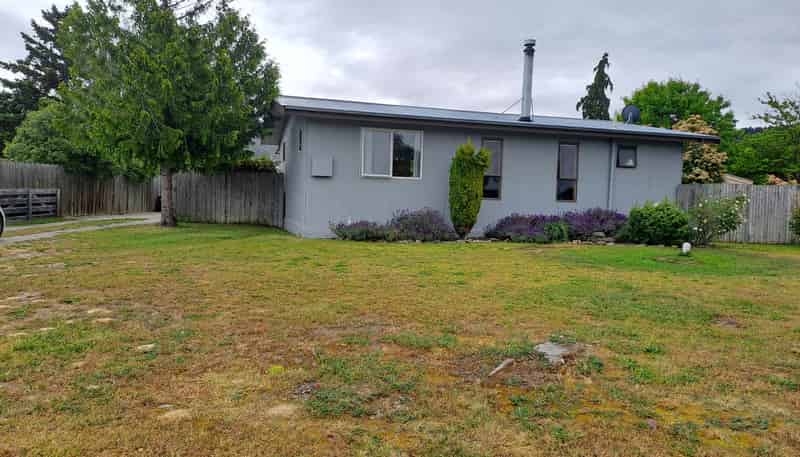 12 Waldron Place, Clyde