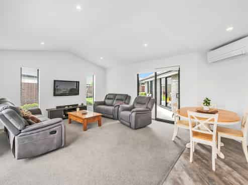 3 Maurice James Way, PREBBLETON