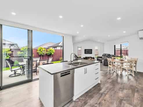 3 Maurice James Way, PREBBLETON
