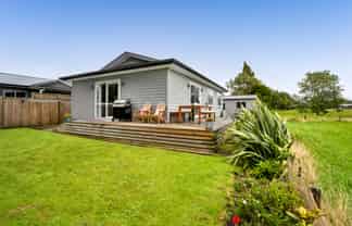 8 Manatu Lane, Inglewood