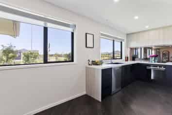 18 Antill Street, Woodend