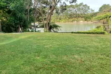 Auckland - Address withheld