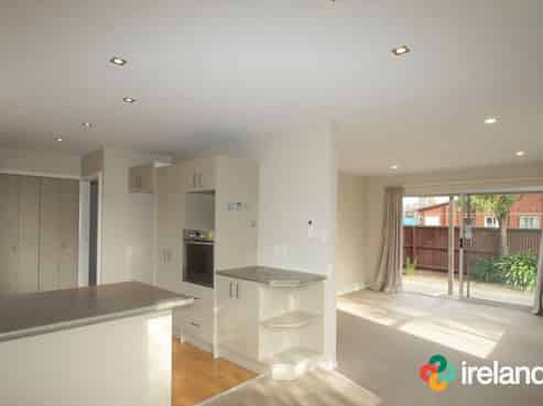 6/12 Keoghs Lane, Saint Albans