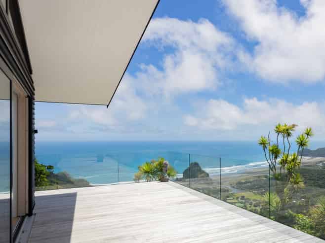 36 Piha Road, Piha