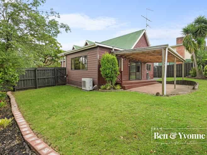 11 Portage Road, Mount Wellington