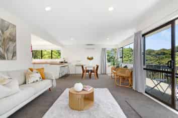 66 Miromiro Road, Normandale