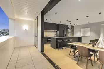 2/16 Blake Street, Ponsonby