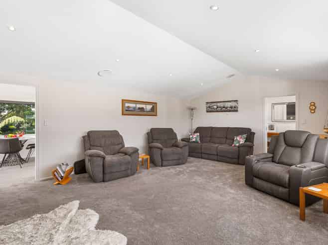 7A Caledonia Place, Highlands Park