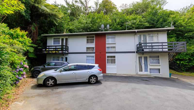 9 A, B, C, D Epsom Way, Karori