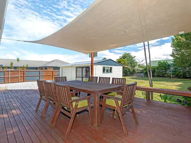 20 Leon Street, Riverdale