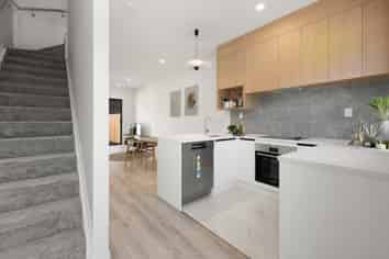 27 Tokarewa Close , Mount Wellington