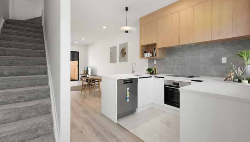 27 Tokarewa Close , Mount Wellington