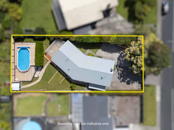 75 La Rosa Street, Green Bay