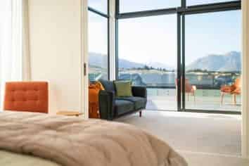 14 Robrosa Street, Wanaka