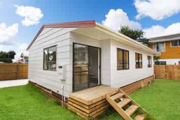 2/58 Avenue Road, Otahuhu