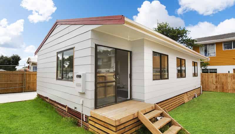 2/58 Avenue Road, Otahuhu