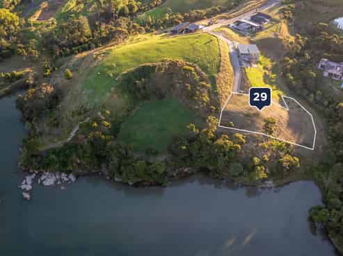 29 Ruruhi Street, Raglan