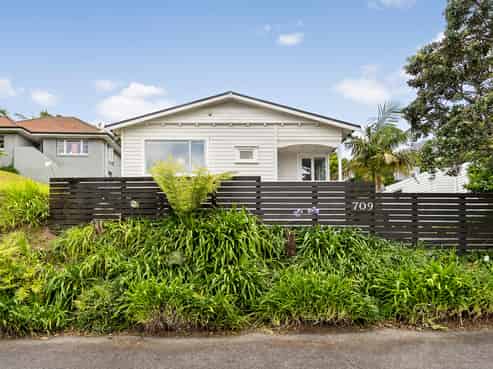 709 Great North Road, Grey Lynn