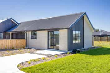 1/19 Greig Crescent, Amberley